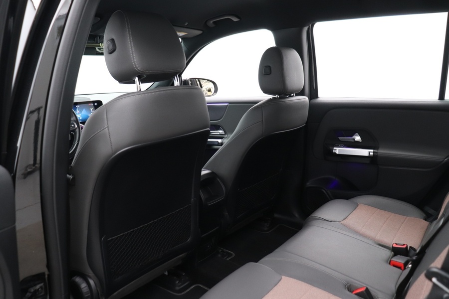 Mercedes-Benz EQB vaihtoauto