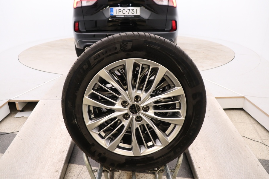 Ford Kuga vaihtoauto