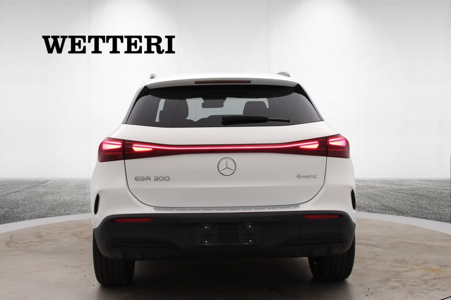 Mercedes-Benz EQA vaihtoauto