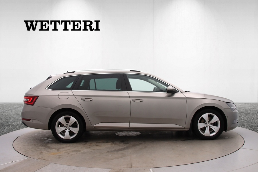 Skoda Superb vaihtoauto