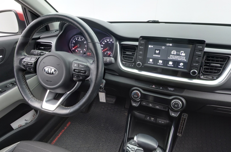 Kia Stonic vaihtoauto