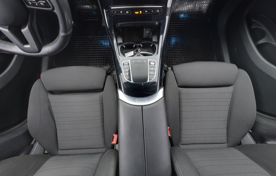 Mercedes-Benz EQC vaihtoauto