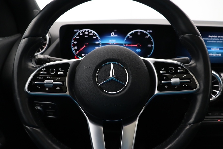 Mercedes-Benz EQA vaihtoauto