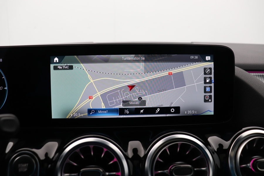 Mercedes-Benz EQA vaihtoauto