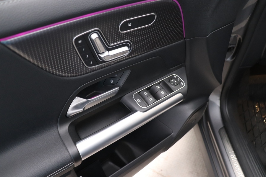 Mercedes-Benz EQA vaihtoauto