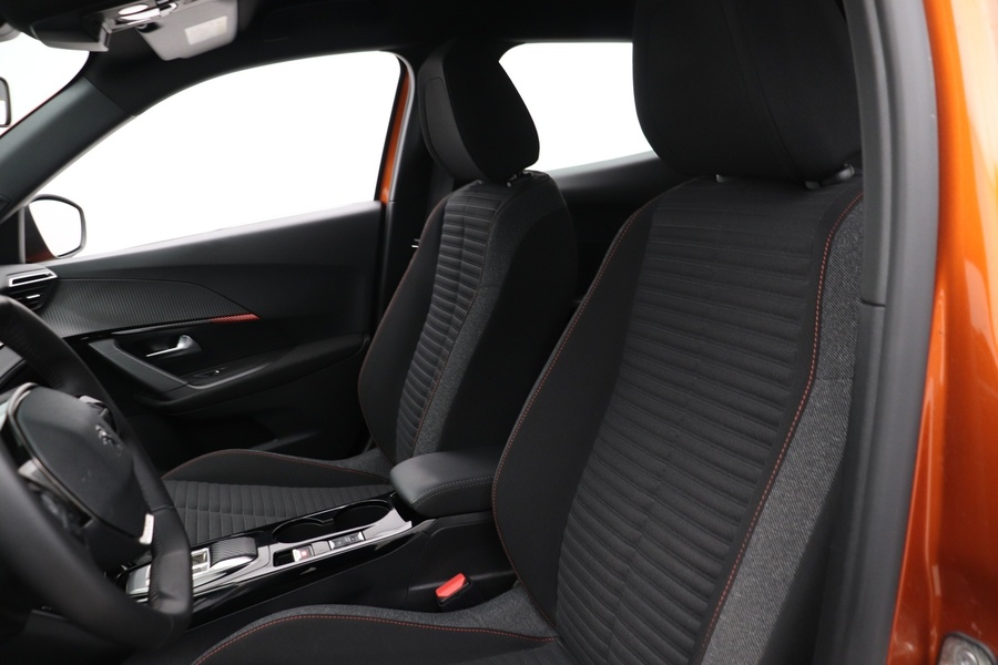 Peugeot e-2008 vaihtoauto