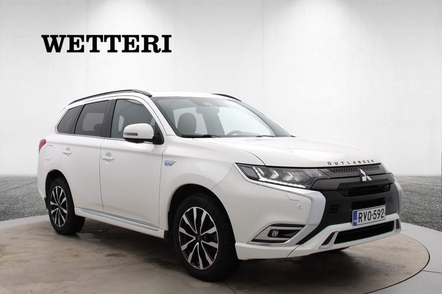 Mitsubishi Outlander PHEV vaihtoauto