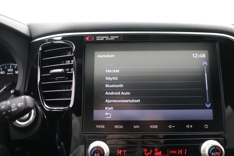 Mitsubishi Outlander PHEV vaihtoauto