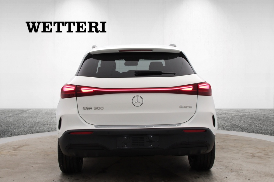 Mercedes-Benz EQA vaihtoauto