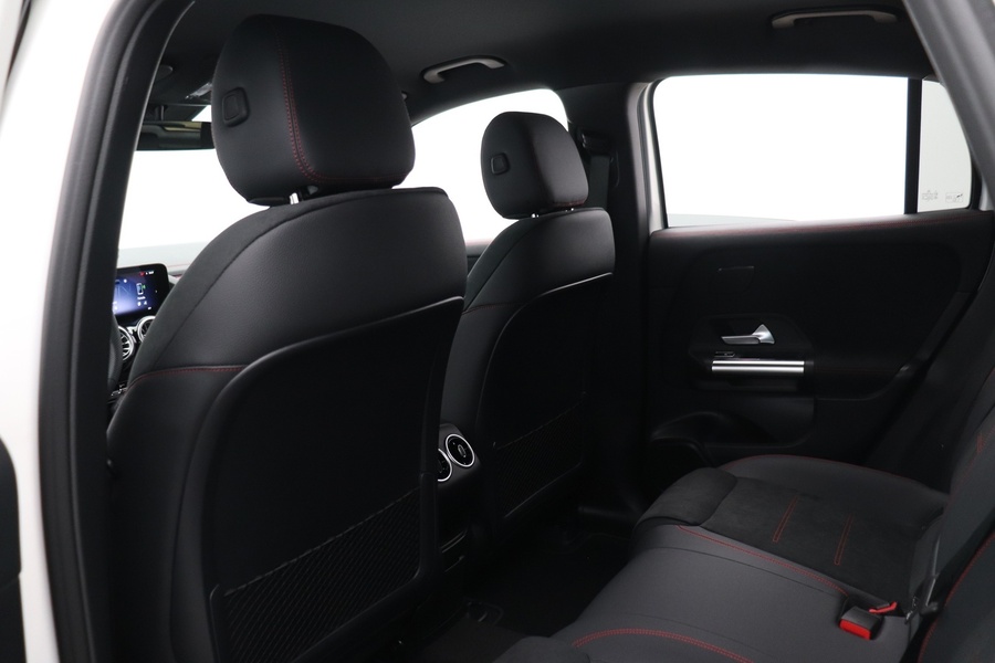 Mercedes-Benz EQA vaihtoauto