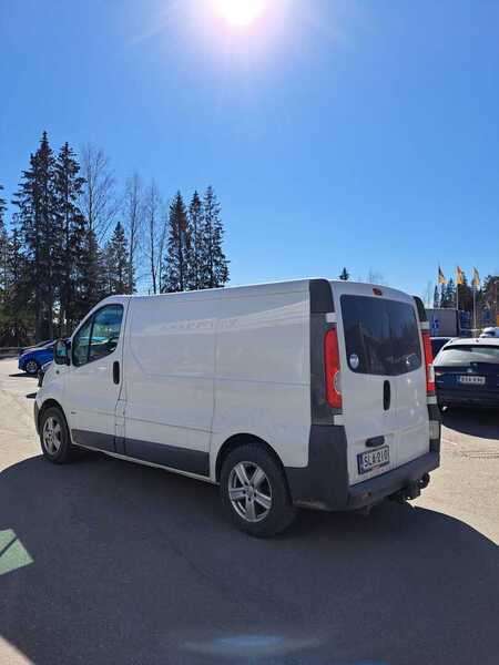 Opel Vivaro vaihtoauto