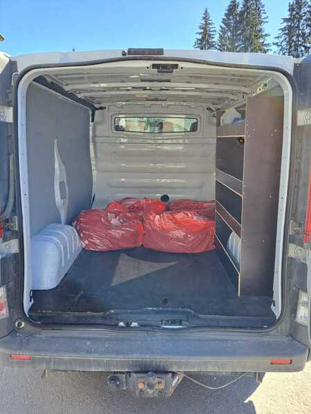 Opel Vivaro vaihtoauto