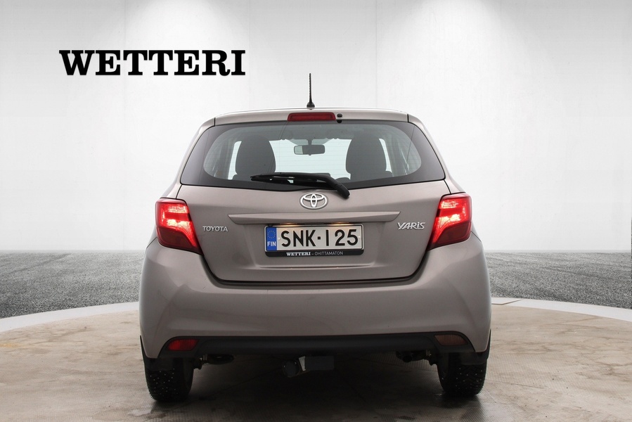 Toyota Yaris vaihtoauto