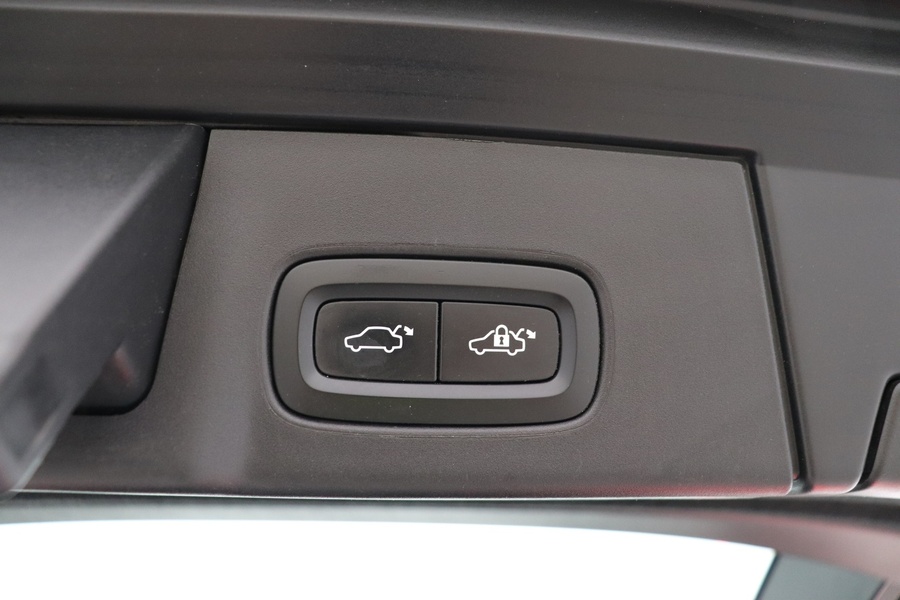 Volvo V90 Cross Country vaihtoauto