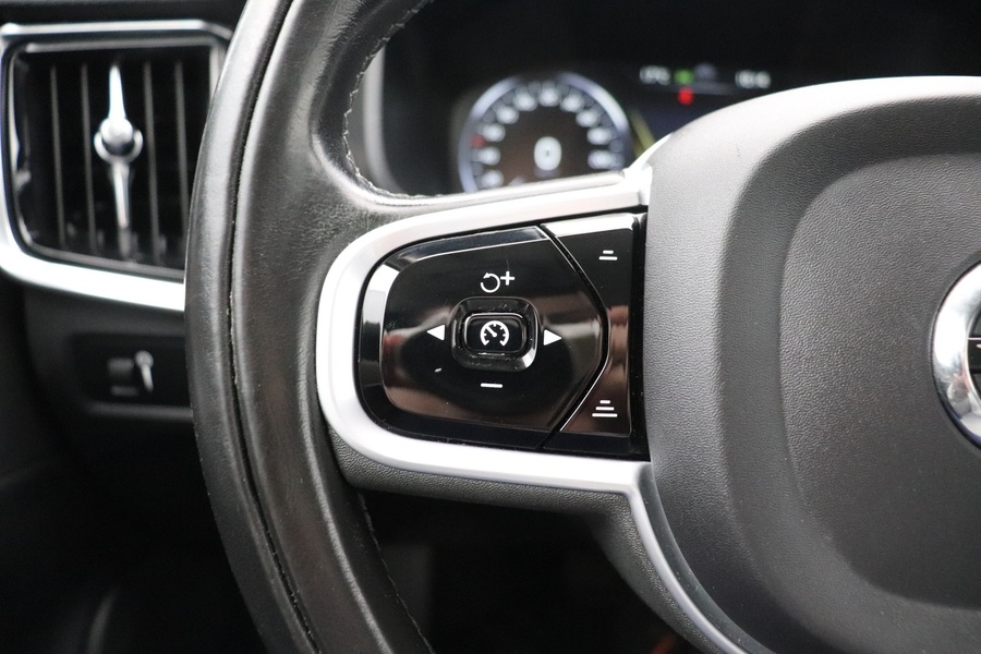 Volvo V90 Cross Country vaihtoauto