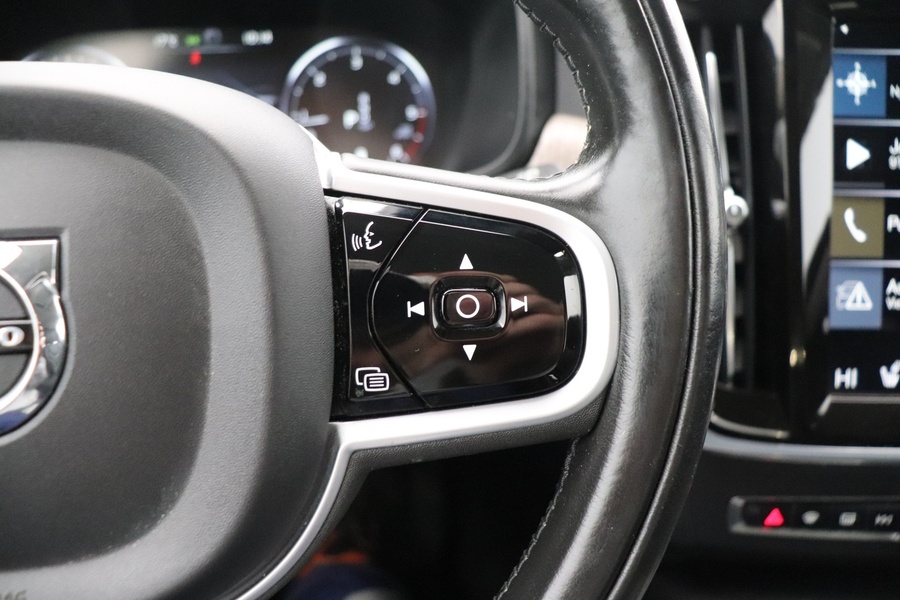 Volvo V90 Cross Country vaihtoauto