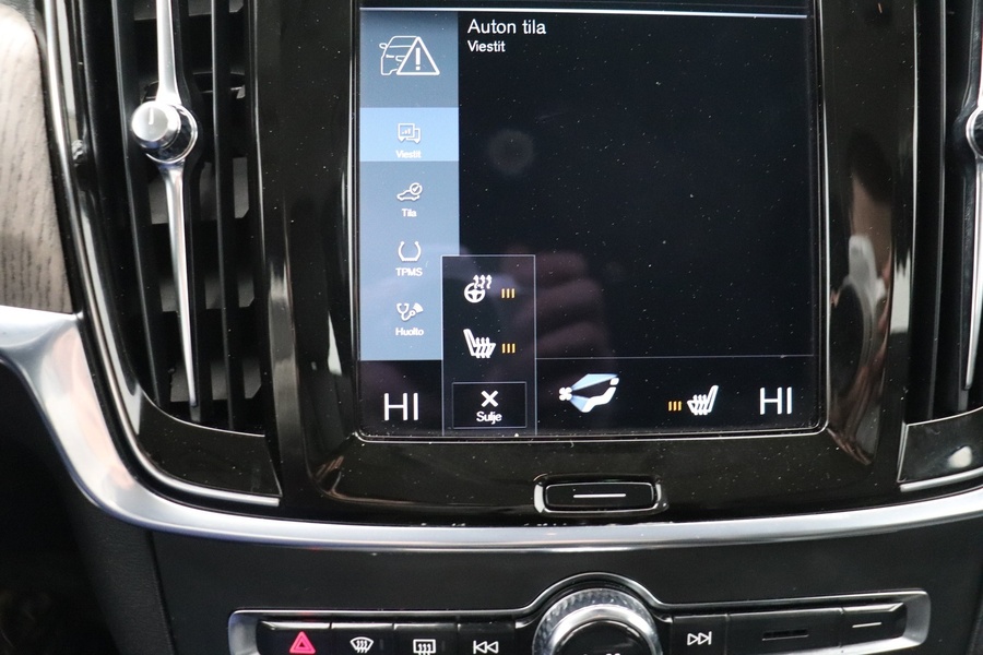 Volvo V90 Cross Country vaihtoauto