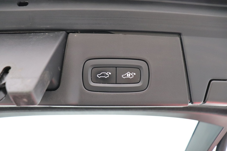 Volvo V90 Cross Country vaihtoauto