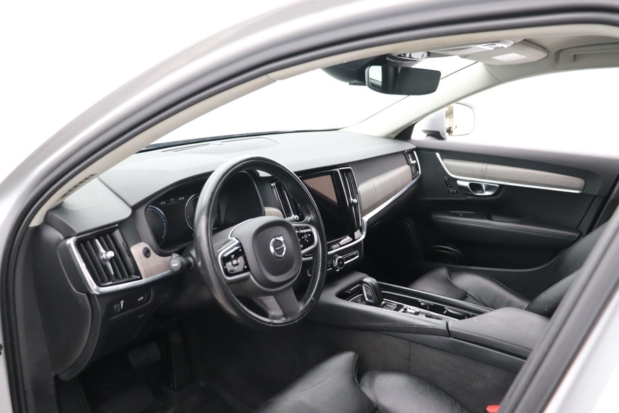 Volvo V90 Cross Country vaihtoauto