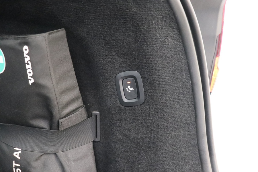 Volvo V90 Cross Country vaihtoauto