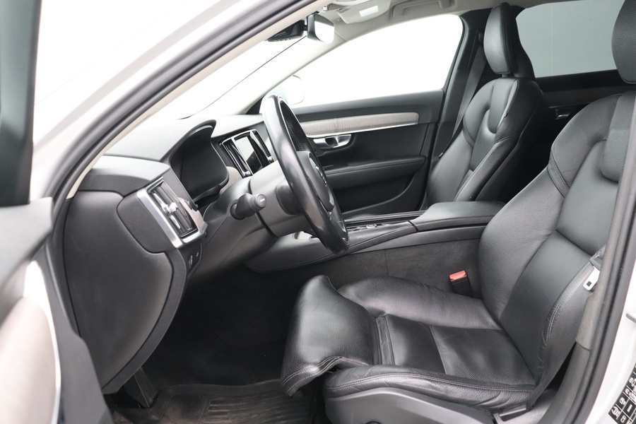Volvo V90 Cross Country vaihtoauto