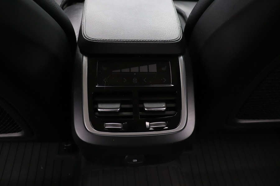 Volvo V90 Cross Country vaihtoauto