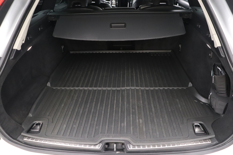 Volvo V90 Cross Country vaihtoauto
