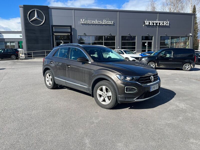 Volkswagen T-Roc vaihtoauto