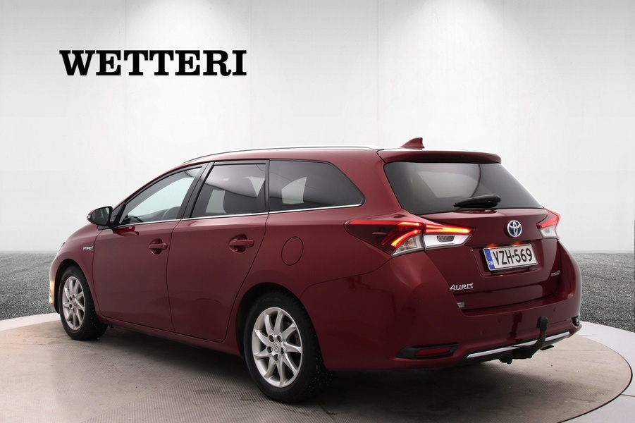 Toyota Auris vaihtoauto