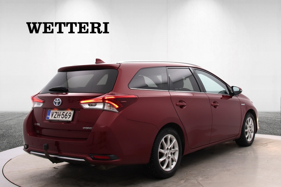 Toyota Auris vaihtoauto