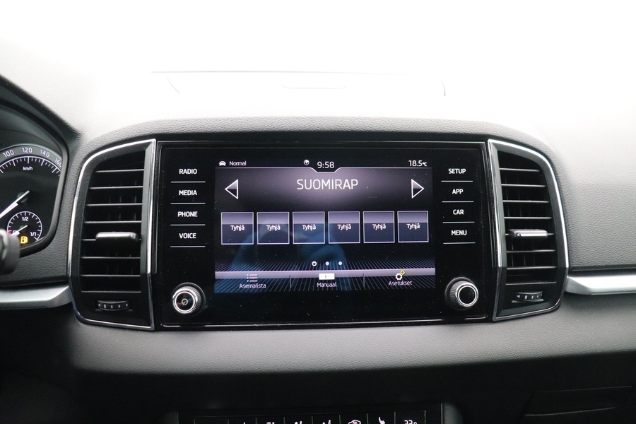 Skoda Karoq vaihtoauto