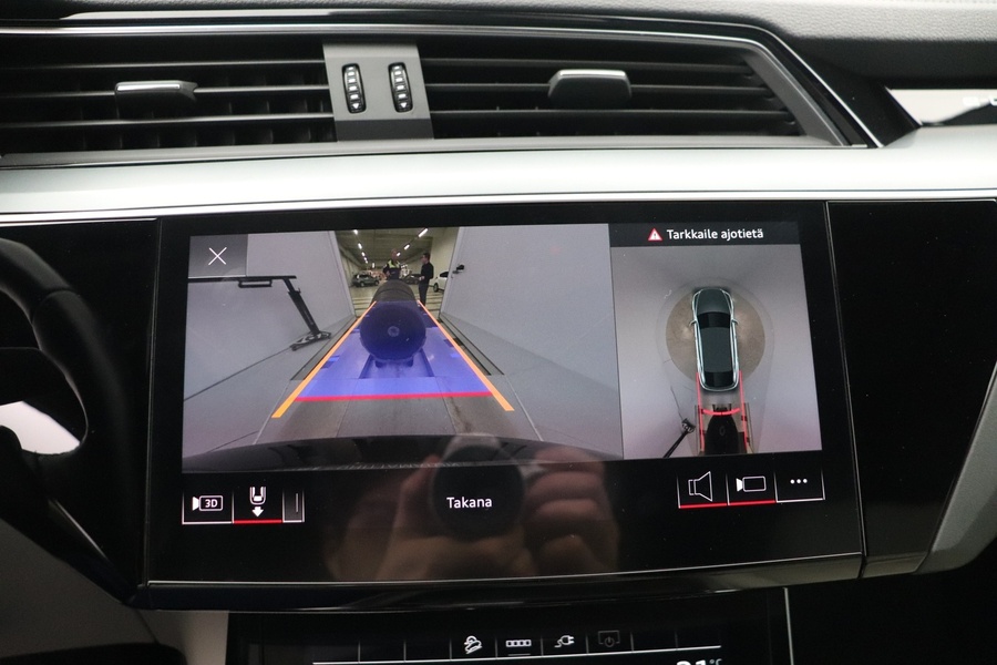 Audi e-tron vaihtoauto