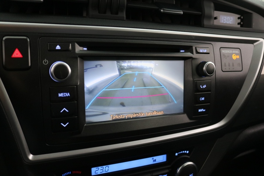 Toyota Auris vaihtoauto
