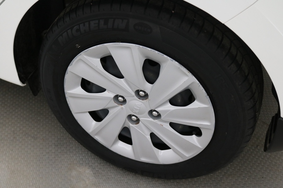 Kia Rio vaihtoauto