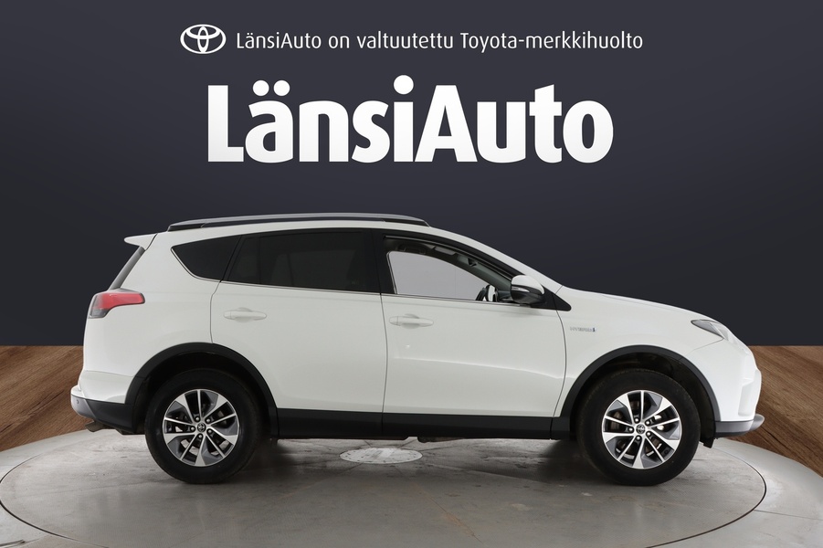 Toyota RAV4 vaihtoauto