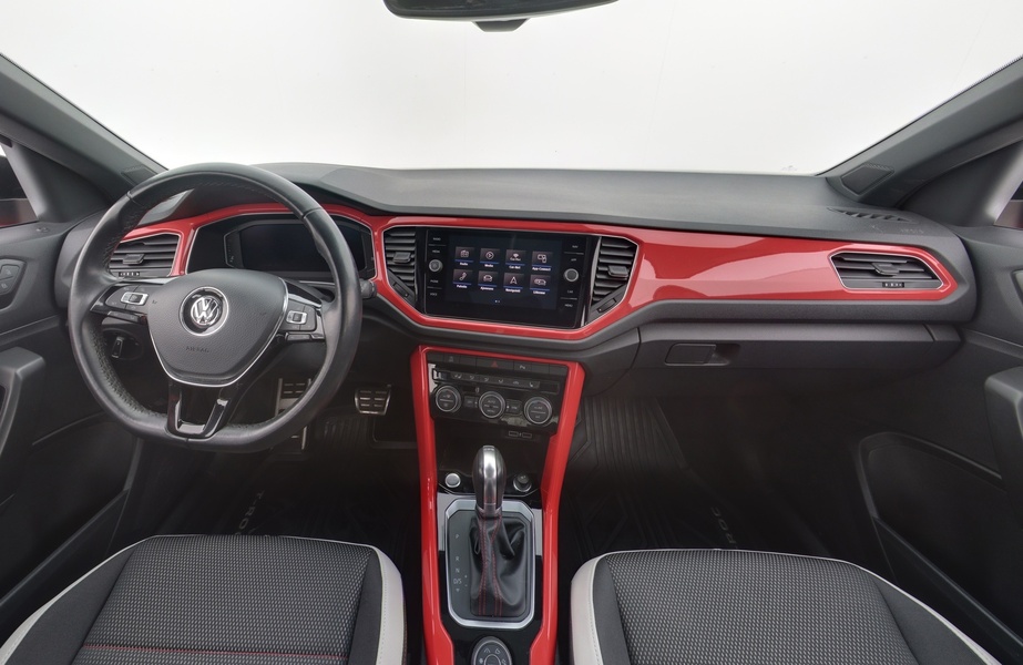 Volkswagen T-Roc vaihtoauto