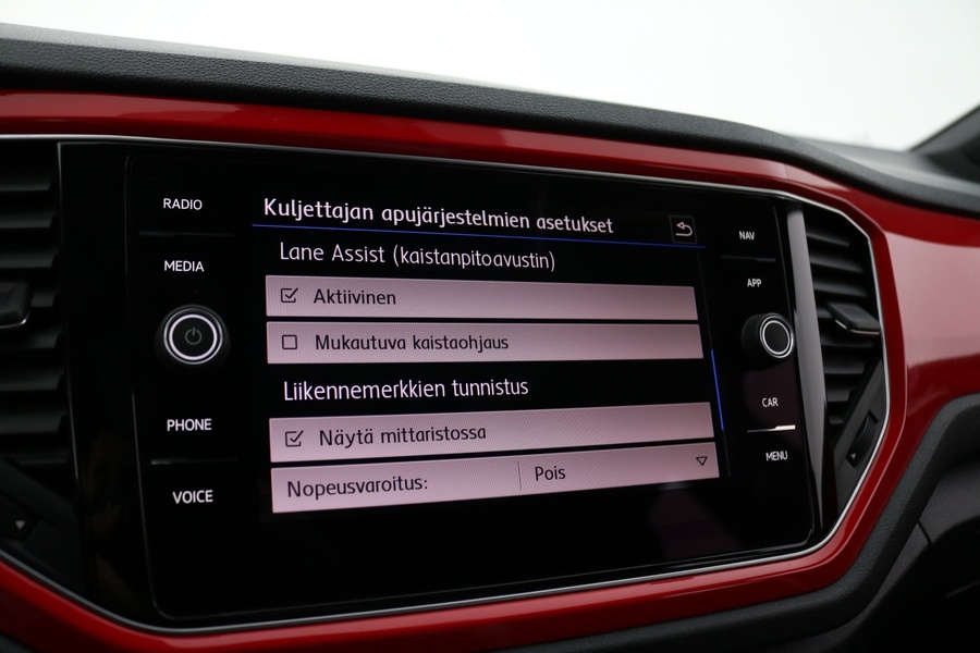 Volkswagen T-Roc vaihtoauto