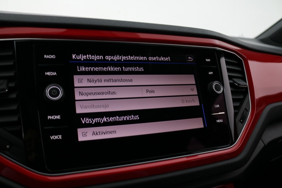 Volkswagen T-Roc vaihtoauto