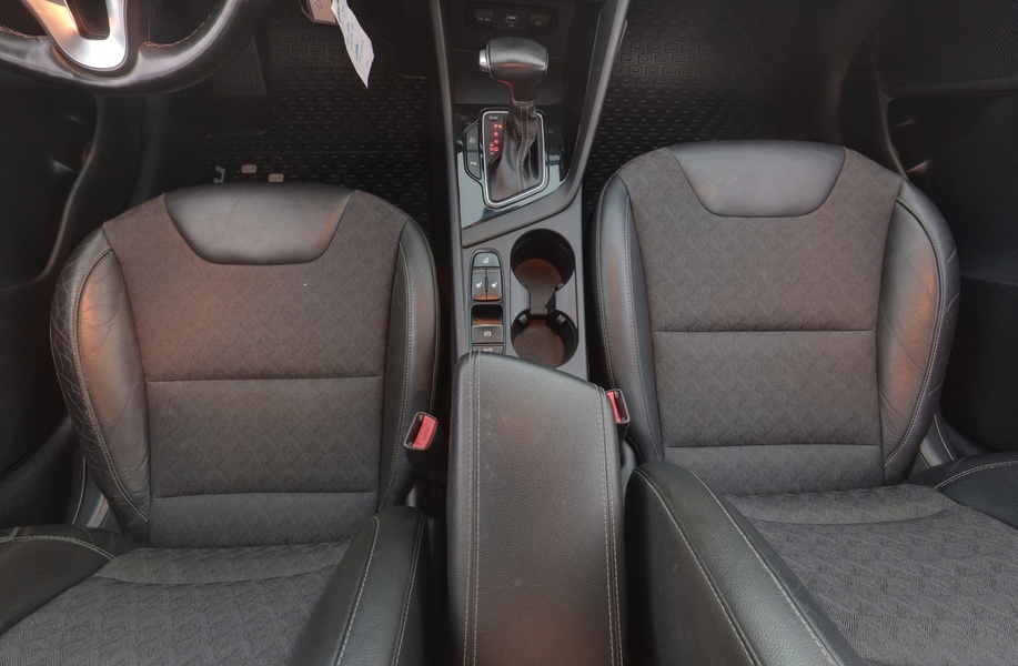 Kia Niro plug-in vaihtoauto