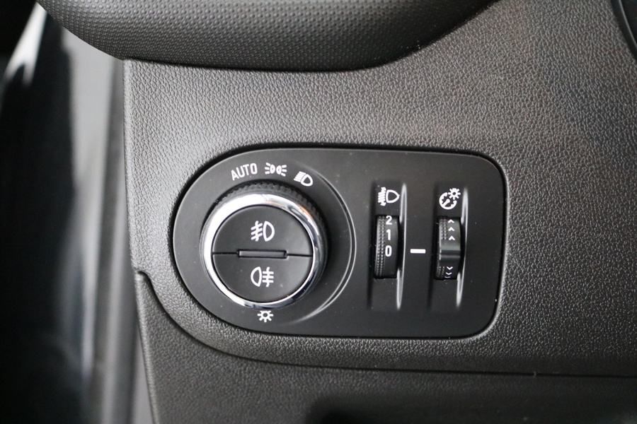 Opel Crossland X vaihtoauto