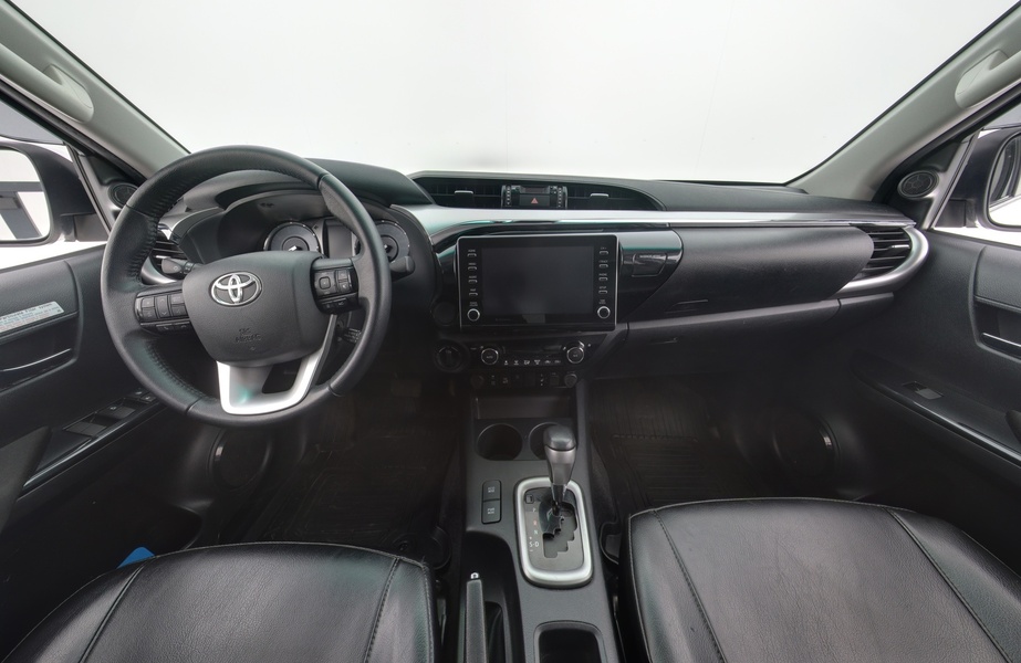 Toyota Hilux vaihtoauto