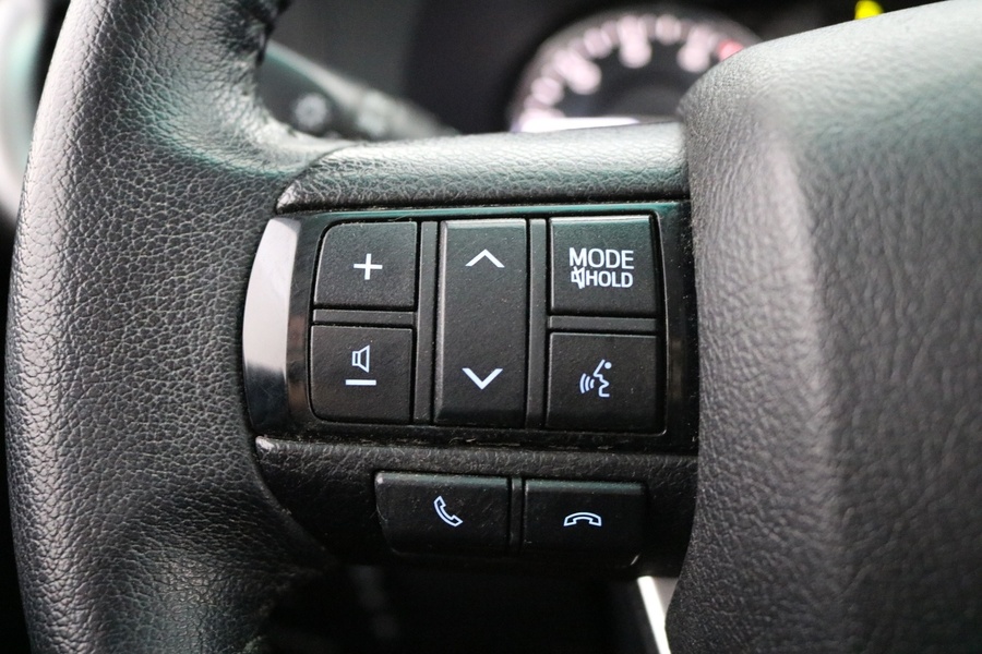 Toyota Hilux vaihtoauto