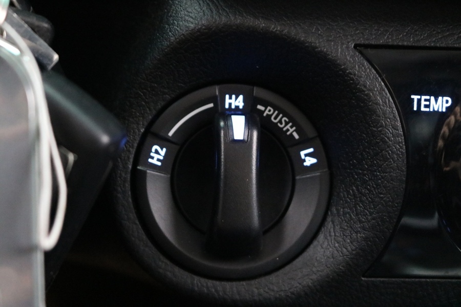 Toyota Hilux vaihtoauto