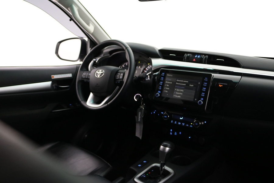 Toyota Hilux vaihtoauto