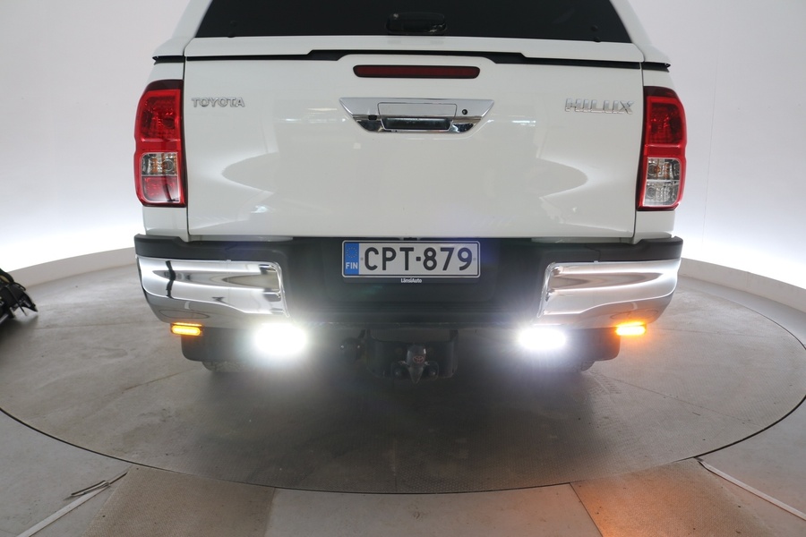 Toyota Hilux vaihtoauto