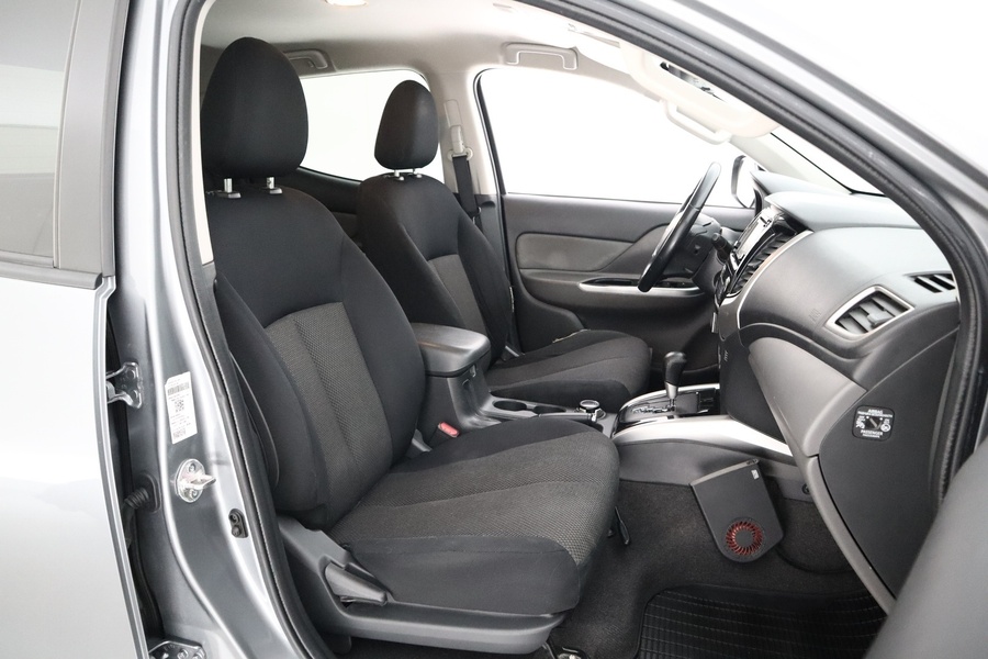 Mitsubishi L200 vaihtoauto