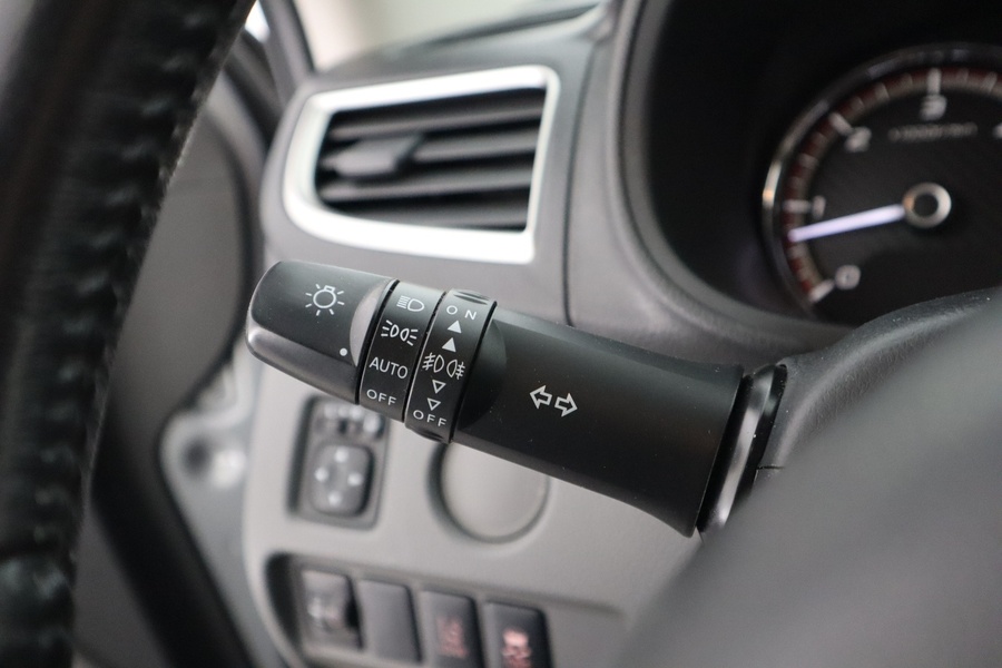 Mitsubishi L200 vaihtoauto