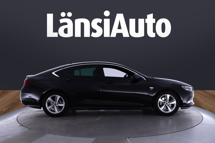 Opel Insignia vaihtoauto