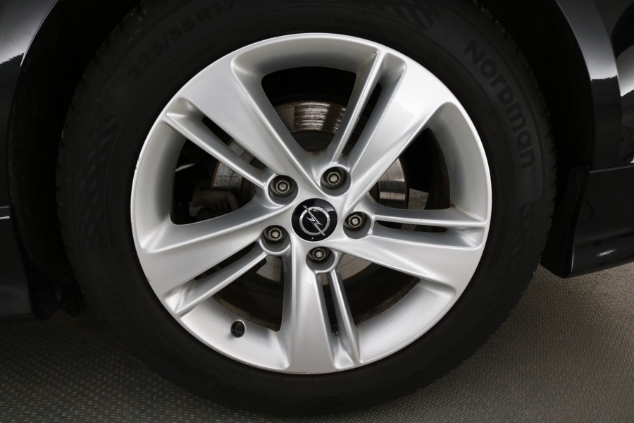 Opel Insignia vaihtoauto