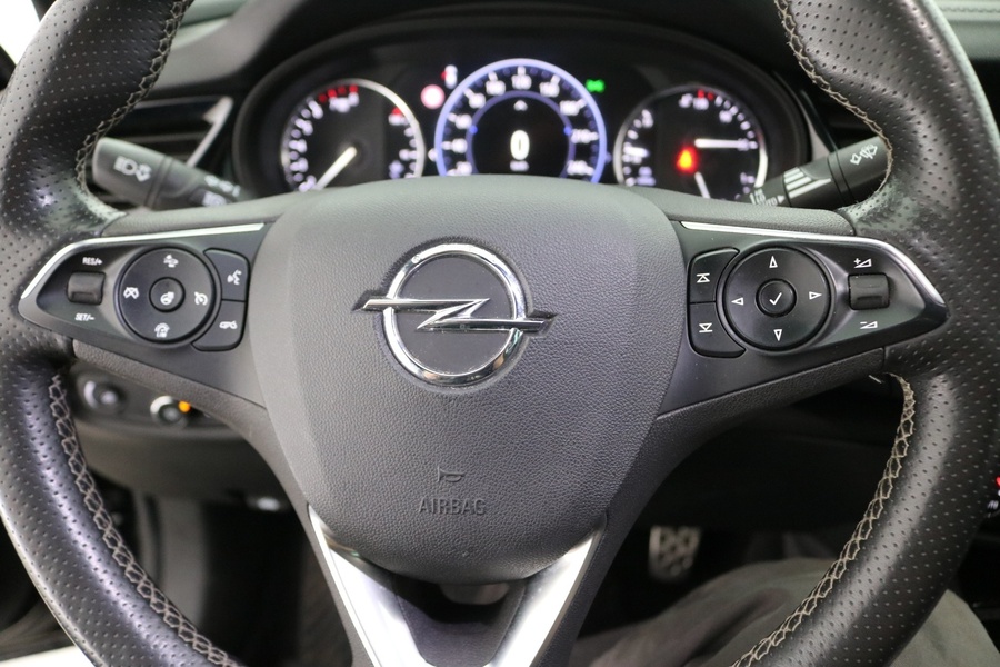 Opel Insignia vaihtoauto